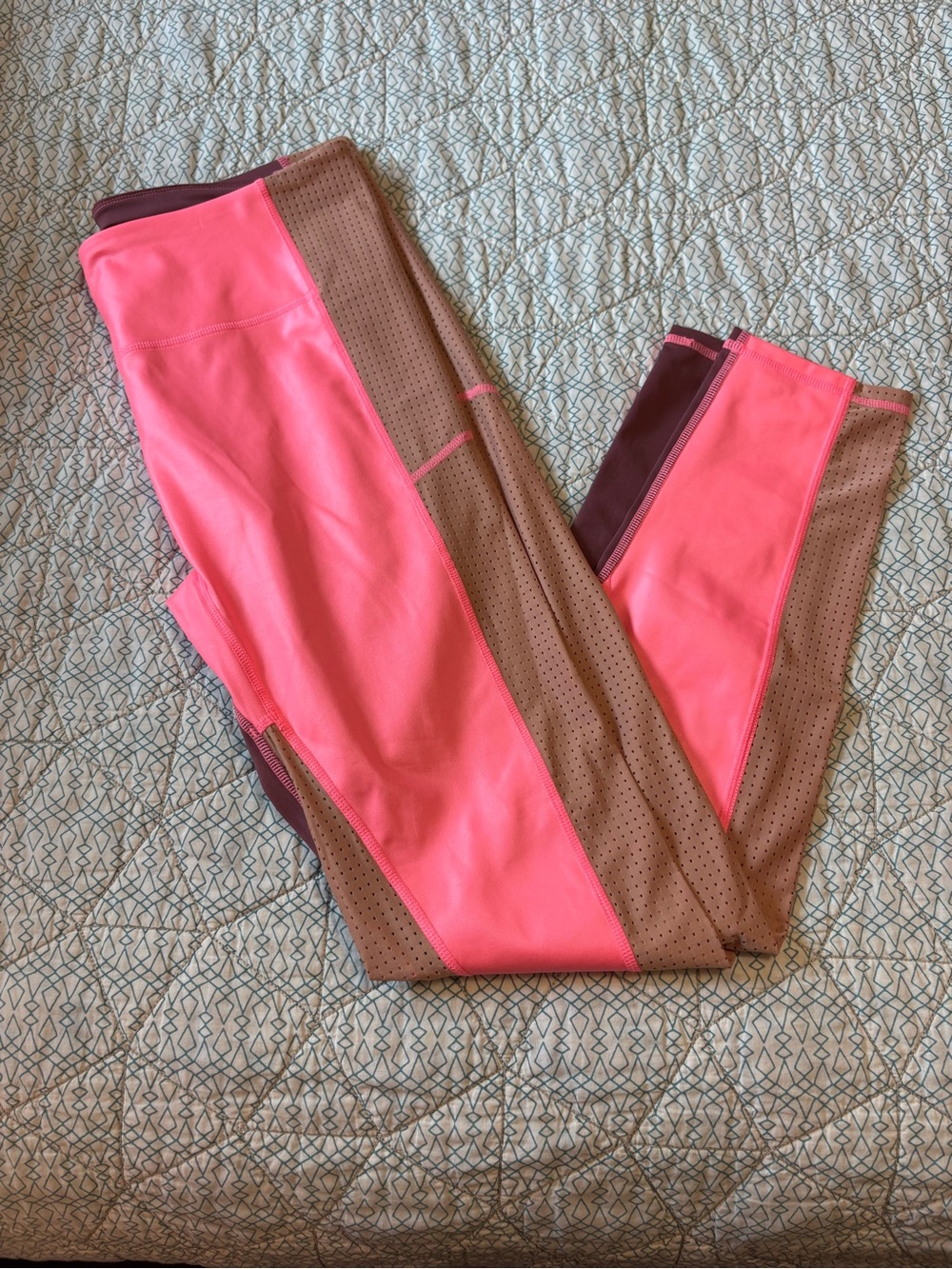 Women’s Fabletics Performance Leggings Size XL
